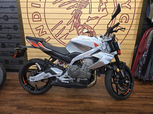 2026 Aprilia Tuono 457
