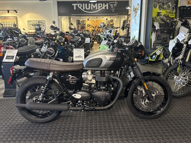 2026 Triumph Bonneville T120 Black