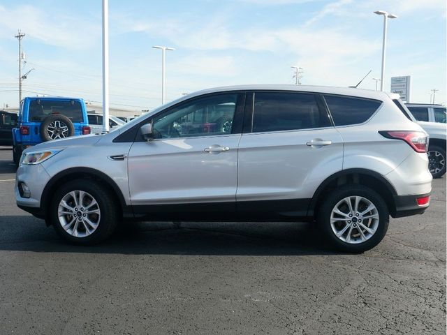 2017 Ford Escape SEImage 11