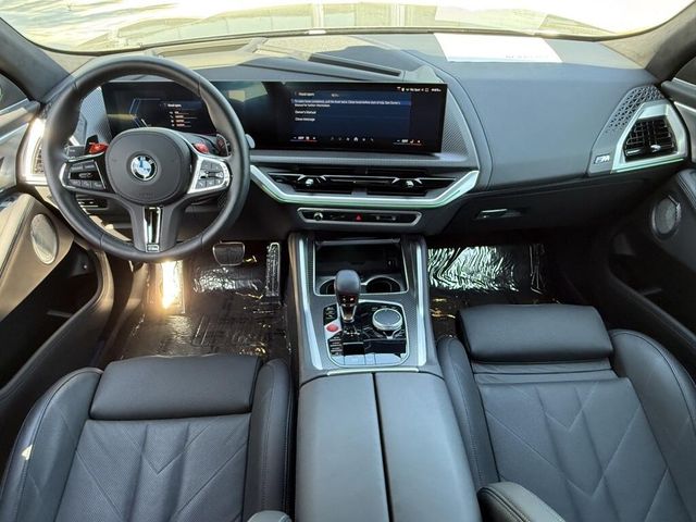 2024 BMW XM BaseImage 30