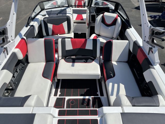 2023 MALIBU Wakesetter 23 MXZ  in a WHITE/RED exterior color. Family PowerSports (877) 886-1997 familypowersports.com 