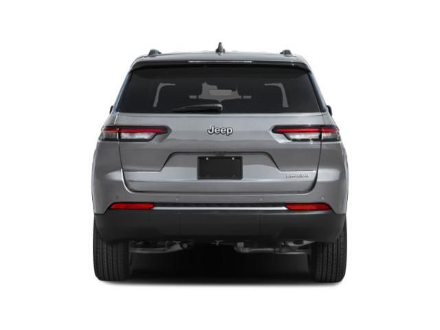 New 2027 Jeep Grand Cherokee Laredo AltitudeImage 5