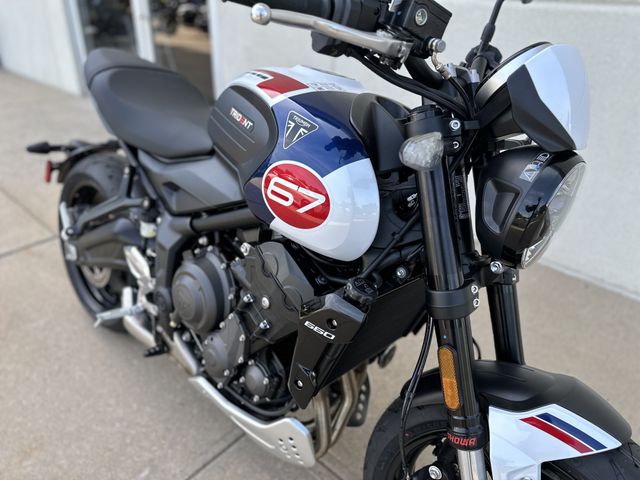 New 2025 Triumph TRIDENT 660 TRIPLE TRIBUTE | Cross Country