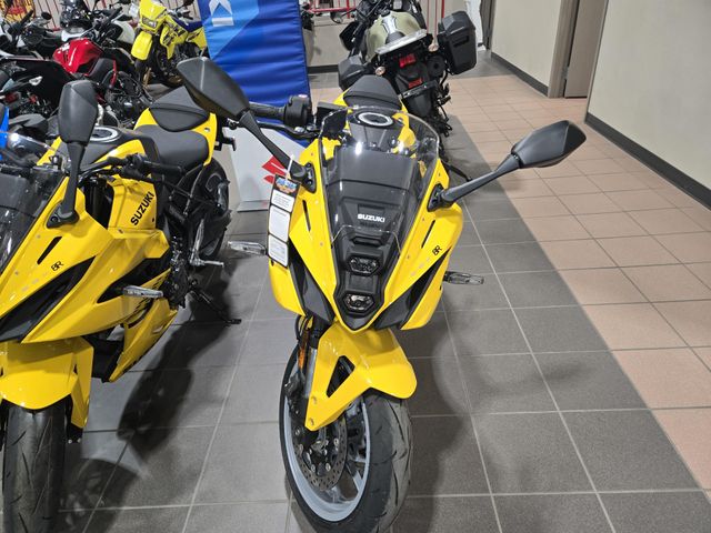 New 2025 Suzuki GSX8R | Family Powersports Odessa | Odessa, TX 79762