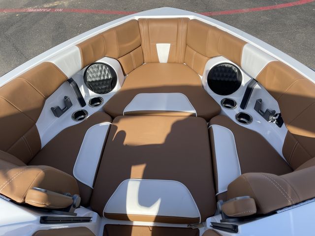 2023 MALIBU Wakesetter 23 LSV  in a WHITE/GREEN exterior color. Family PowerSports (877) 886-1997 familypowersports.com 