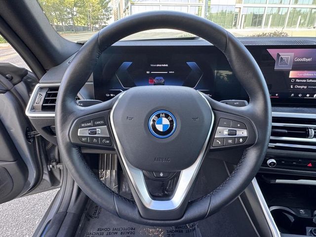 2024 BMW i4 eDrive35Image 22