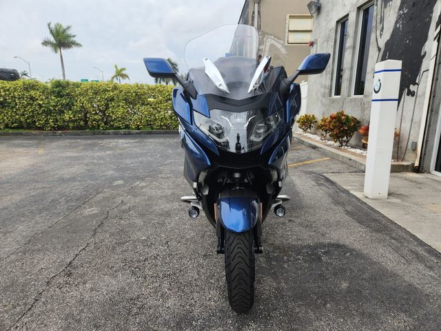 2024 BMW K 1600 GTL  in a GRAVITY BLUE METALLIC exterior color. BMW Motorcycles of Miami 786-845-0052 motorcyclesofmiami.com 