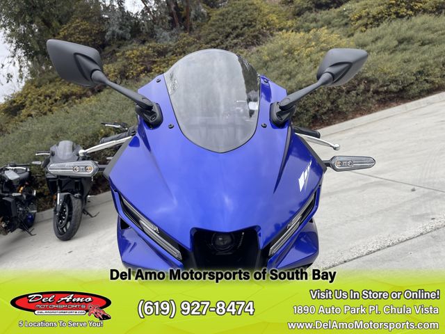 New 2025 Yamaha YZF-R3 ABS Image 12