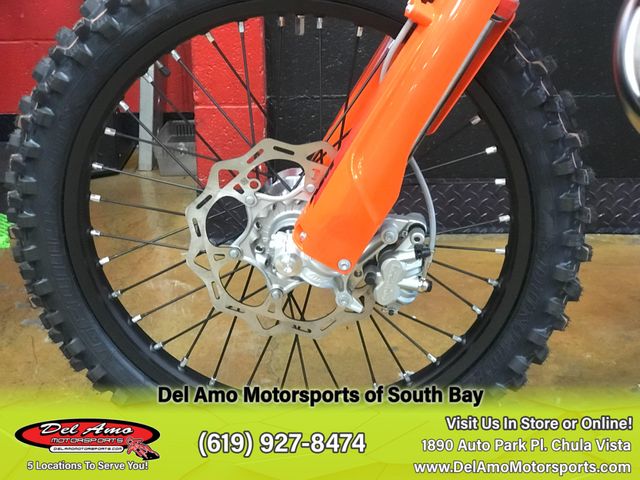 2025 KTM 300 XC Image 5