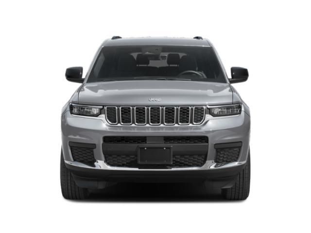 New 2027 Jeep Grand Cherokee Laredo AltitudeImage 4
