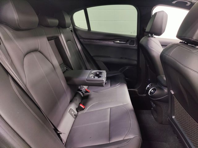 Used 2024 Alfa Romeo Stelvio Q4 AWD w/Sunroof/NavImage 20