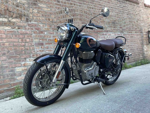 2023 Royal Enfield Classic 350Image 3