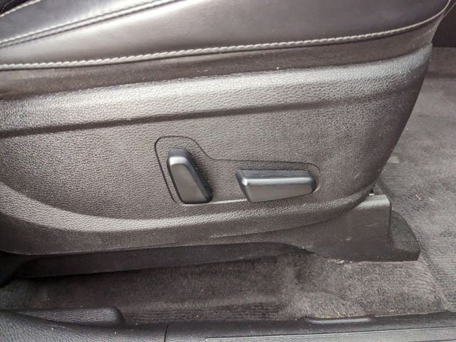 2021 Kia Telluride SX in a Ebony Black exterior color and Blackinterior. Johnson Dodge 601-693-6343 pixelmotiondemo.com 