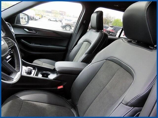 2025 Jeep Grand Cherokee Altitude XImage 13