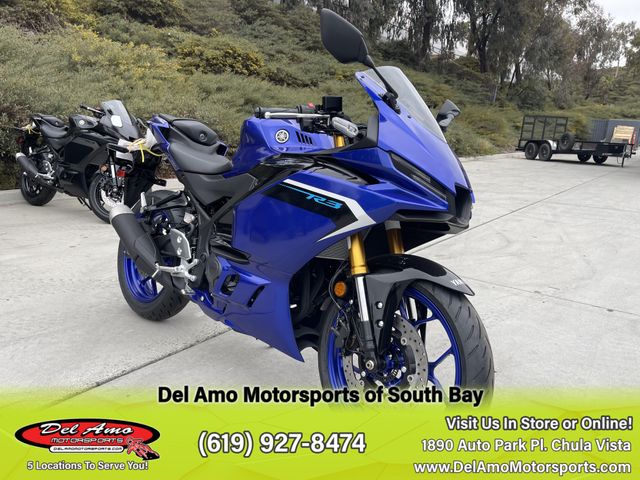 New 2025 Yamaha YZF-R3 ABS Image 1