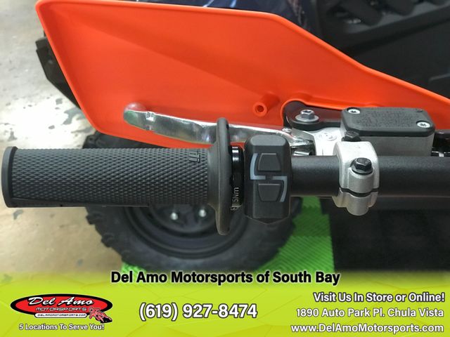 2025 KTM 300 XC Image 2