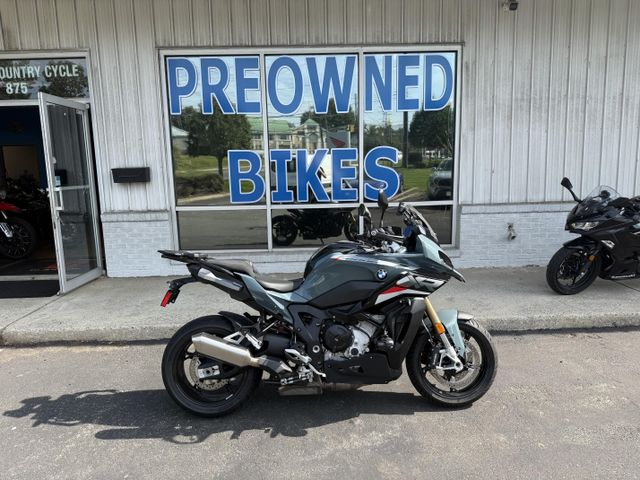 2026 BMW S 1000 XR