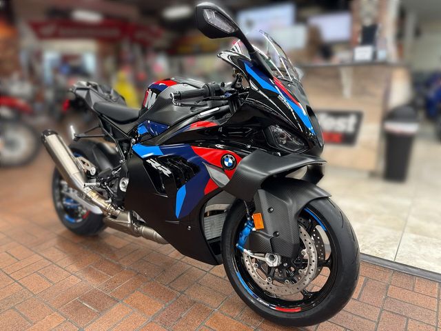 2026 BMW M 1000 RR