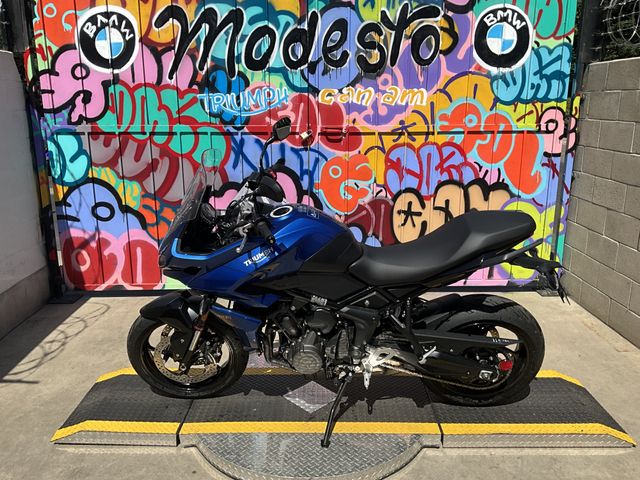 2023 Triumph TIGER SPORT in a Lucerne Blue / Sapphire Black exterior color. BMW Motorcycles of Modesto 209-524-2955 bmwmotorcyclesofmodesto.com 