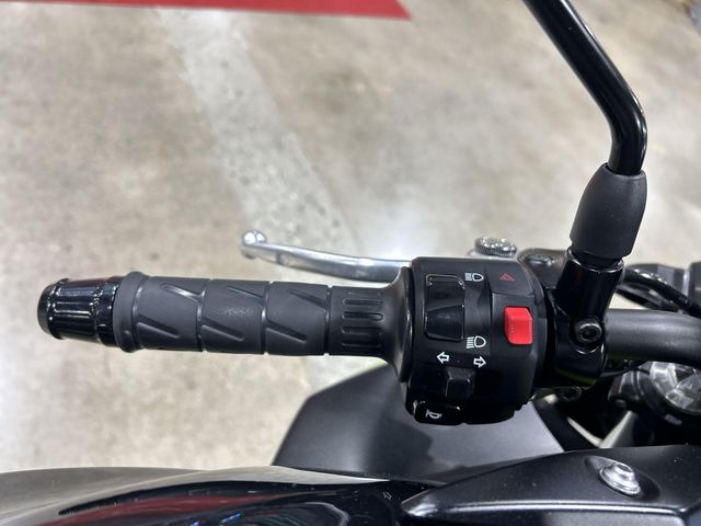 2022 Kawasaki Z650 Base  in a BLACK exterior color. Del Amo Motorsports of Redondo Beach (424) 390-7811 delamomotorsports.com 