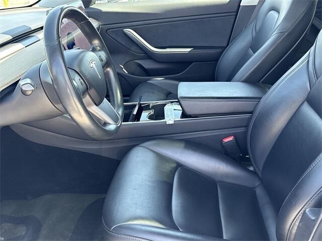 2018 Tesla Model 3 Long RangeImage 18