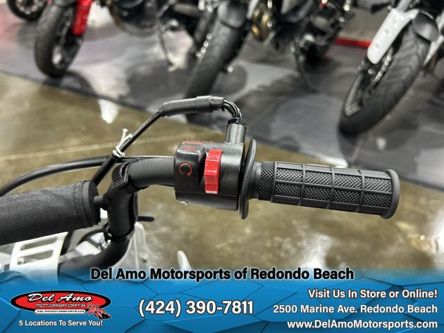 2025 Honda CRF50F Image 10
