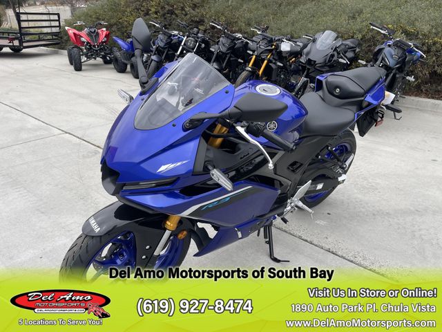 New 2025 Yamaha YZF-R3 ABS Image 13