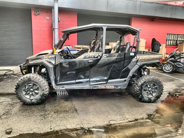 Used 2022 Polaris GENERAL XP 4 1000 DELUXE RC - BLACK CRYSTAL RIDE COMMAND Edition Image 5