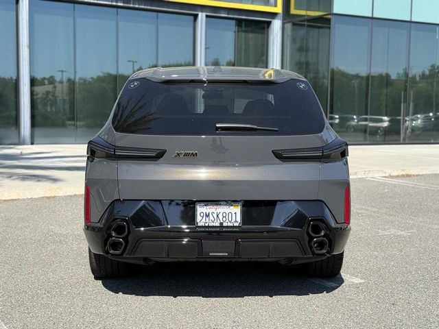 2024 BMW XM BaseImage 7