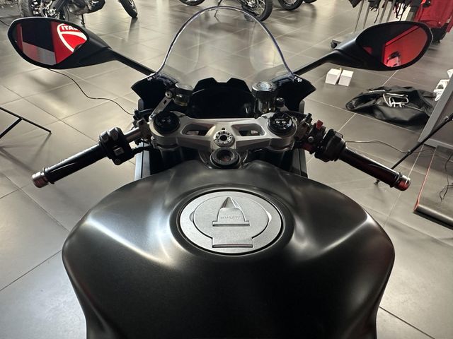 2025 Ducati PANIGALE V2Image 6