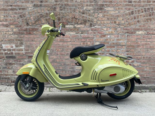 The Vespa 946: A Scooter for the Wealthy - The New York Times