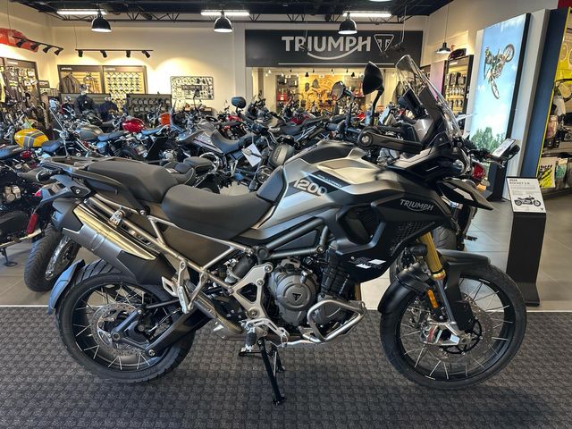 2025 Triumph Tiger 1200 Rally Pro