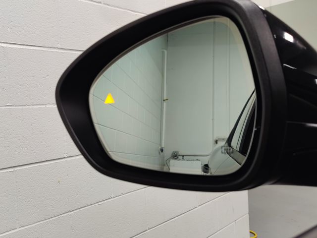 Used 2024 Alfa Romeo Stelvio Q4 AWD w/Sunroof/NavImage 10