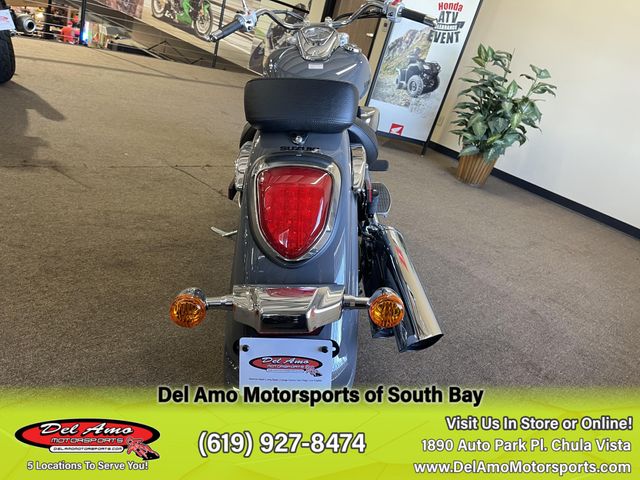 2025 Suzuki BOULEVARD C50 Image 5