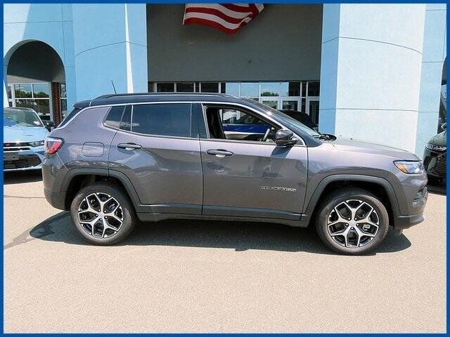 2024 Jeep Compass LimitedImage 2
