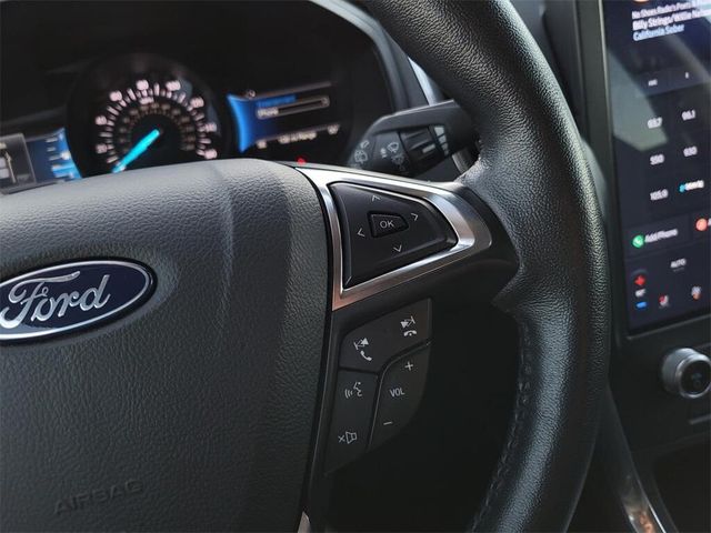 2022 Ford Edge TitaniumImage 15