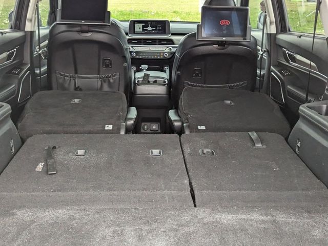 2021 Kia Telluride SX in a Ebony Black exterior color and Blackinterior. Johnson Dodge 601-693-6343 pixelmotiondemo.com 