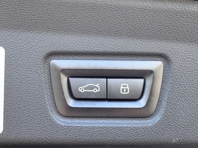 2024 BMW i4 eDrive35Image 13