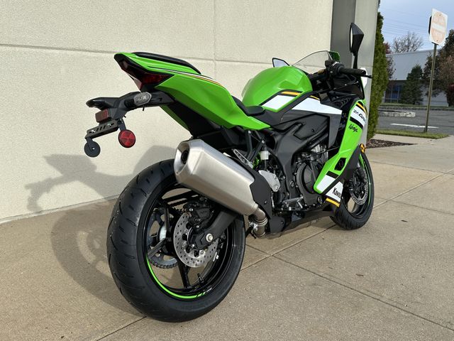 New 2025 Kawasaki Ninja ZX4RR KRT Edition ABS | Cross