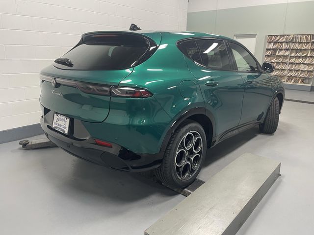 2025 Alfa Romeo Tonale AwdImage 2