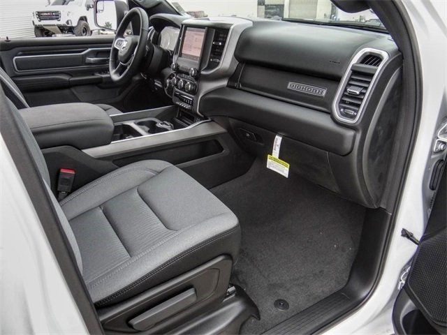 2022 RAM 1500 Big Horn Crew Cab 4x4 5
