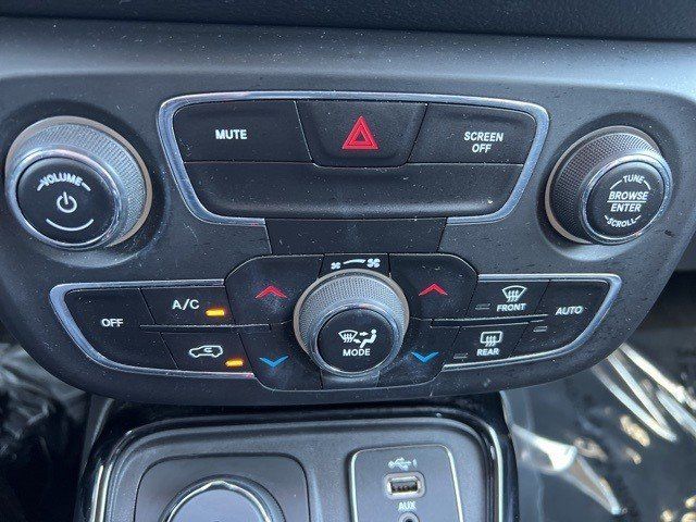 2019 Jeep Compass LimitedImage 38
