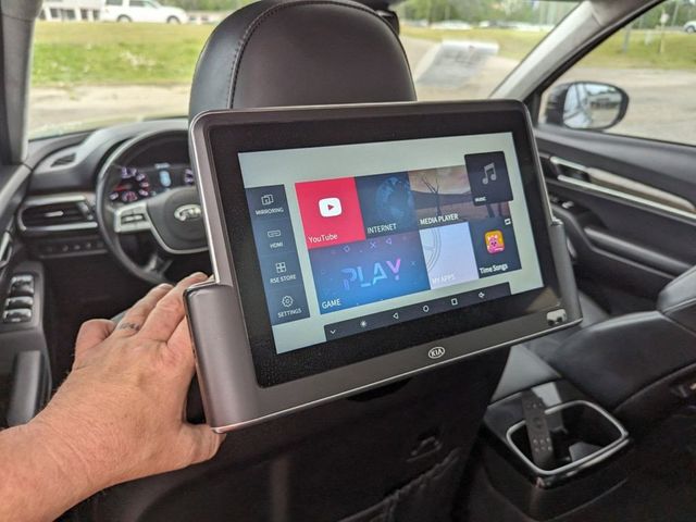 2021 Kia Telluride SX in a Ebony Black exterior color and Blackinterior. Johnson Dodge 601-693-6343 pixelmotiondemo.com 