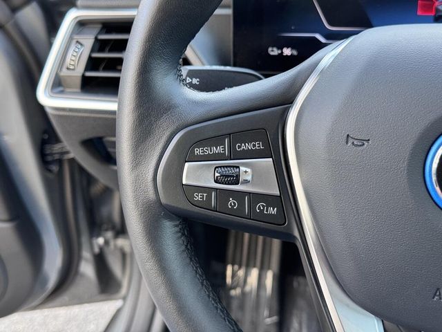 2024 BMW i4 eDrive35Image 23