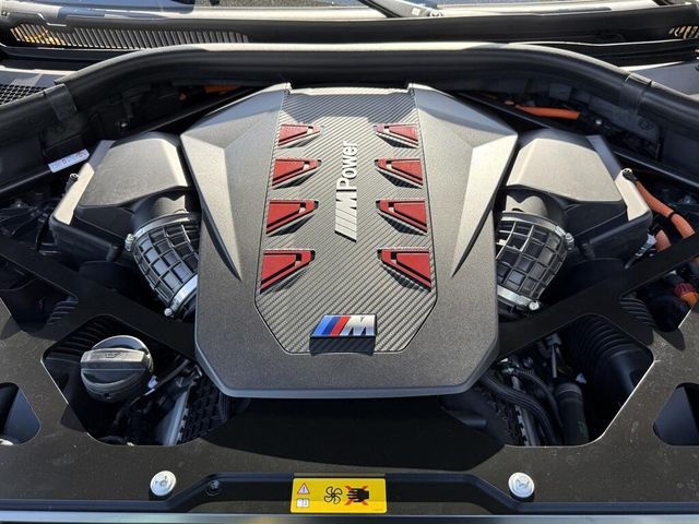 2024 BMW XM BaseImage 32