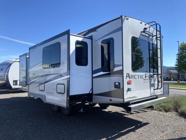 New 2024 ARCTIC FOX EDGE 27SX Image 5