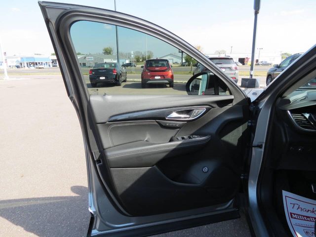 Used 2023 Buick Envision Essence AWD 4dr CrossoverImage 9