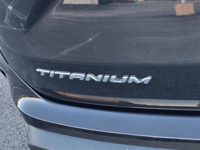 2022 Ford Edge TitaniumImage 9