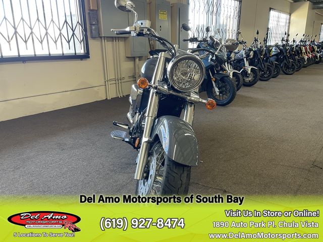 2025 Suzuki BOULEVARD C50 Image 4