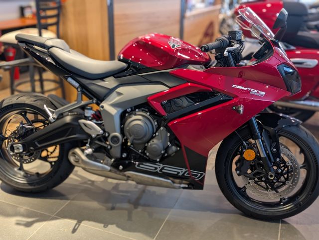 New 2025 Triumph Daytona 660 Pitt Cycles WARRENDALE, PA